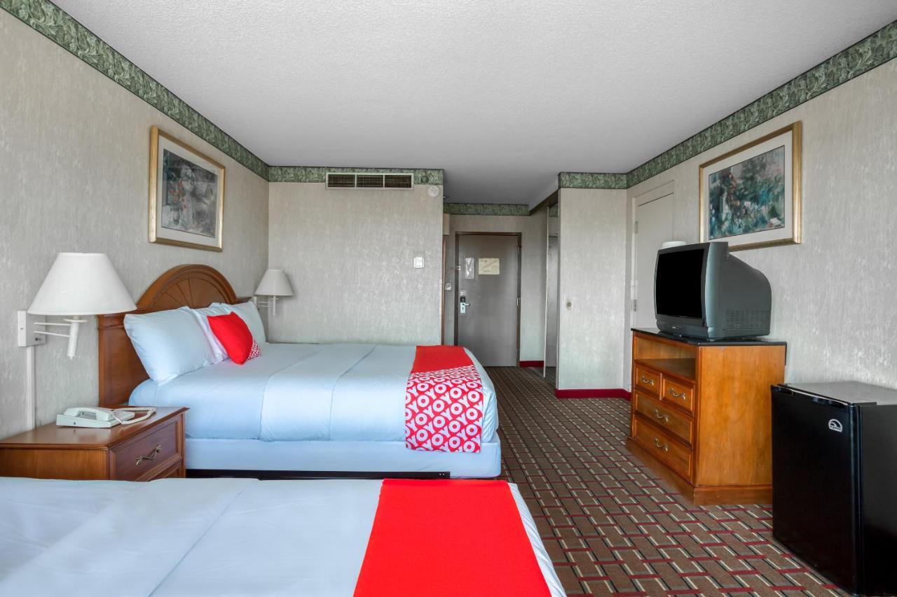 Oyo Hotel Tulsa I-44 Midtown Buitenkant foto
