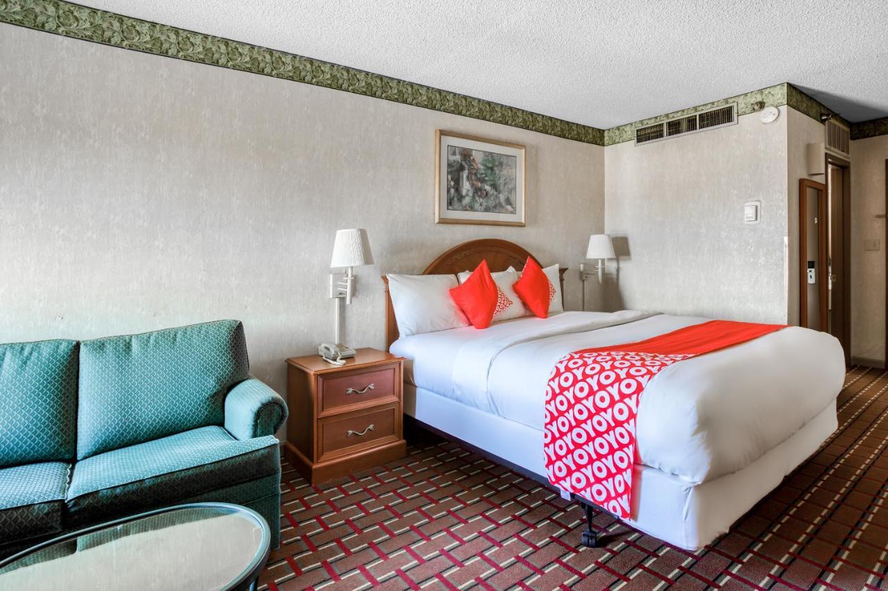 Oyo Hotel Tulsa I-44 Midtown Buitenkant foto